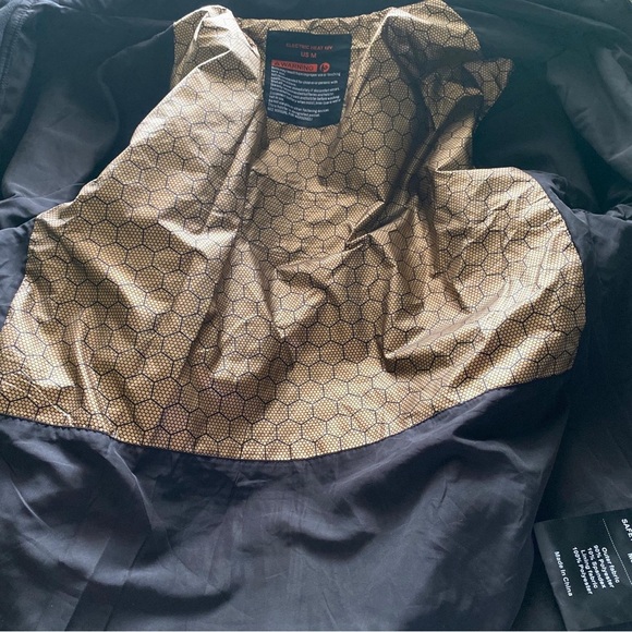 Heated Black Jacket, Men’s Medium - Picture 5 of 14